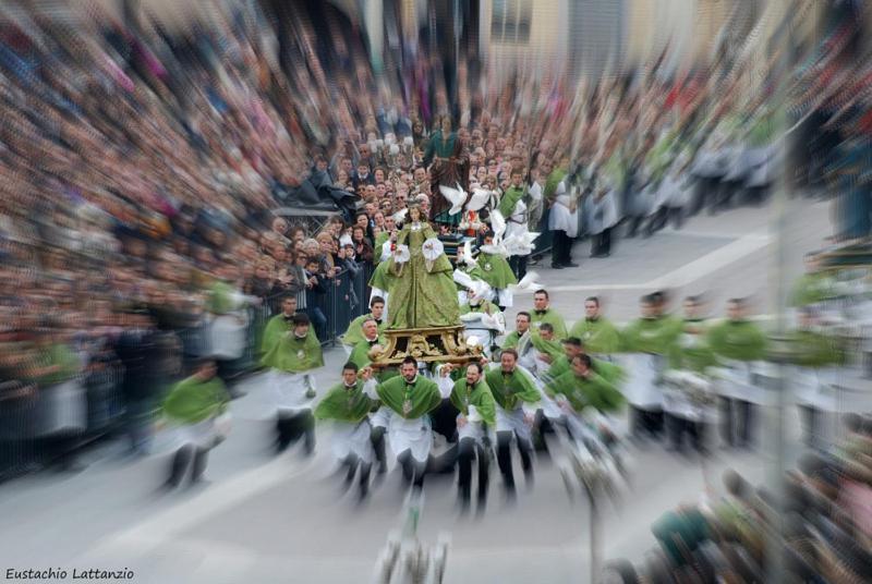 סולמונה Dietro Piazza Maggiore מראה חיצוני תמונה