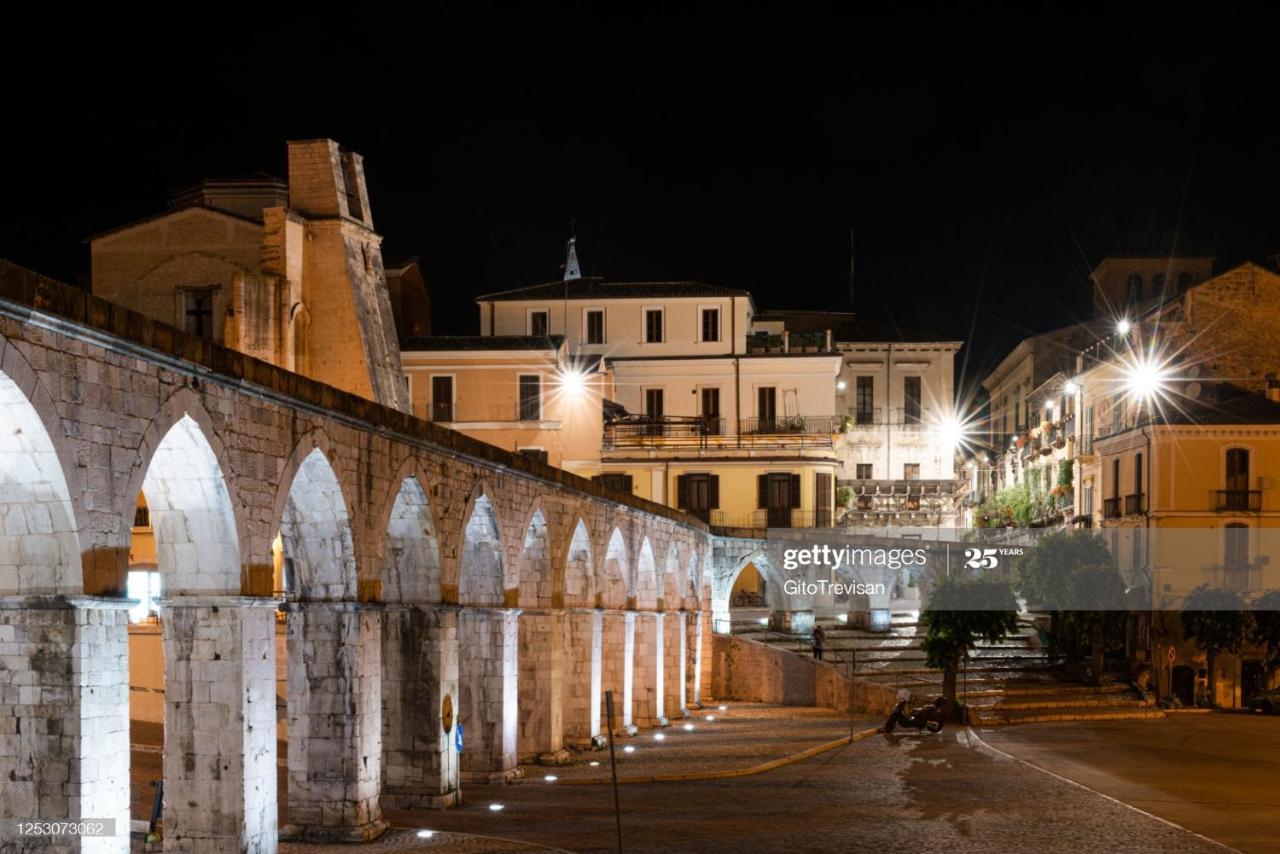 סולמונה Dietro Piazza Maggiore מראה חיצוני תמונה